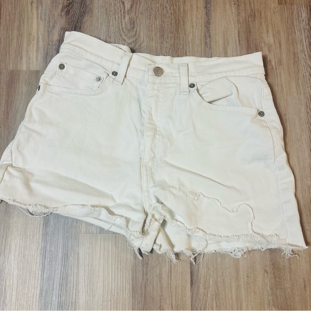 Levi's White Denim shorts size 6